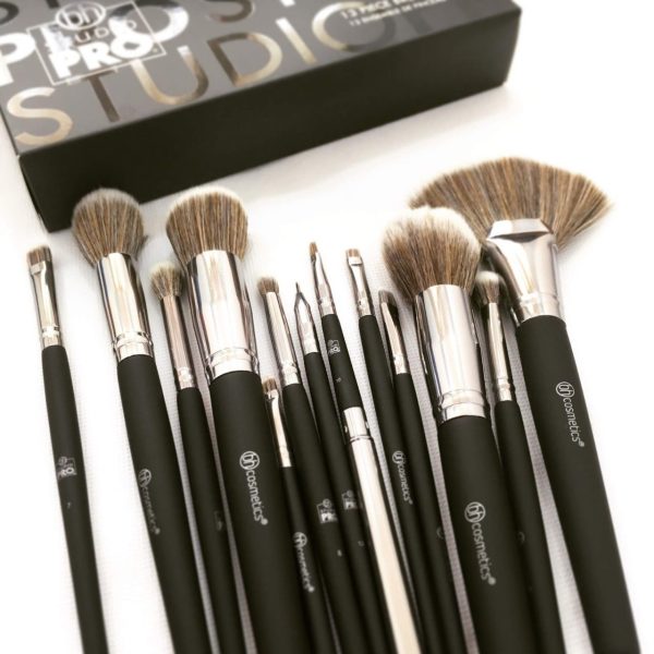 Trendy 13-pcs-b-h-cosmetics-studio-pro-brush set 