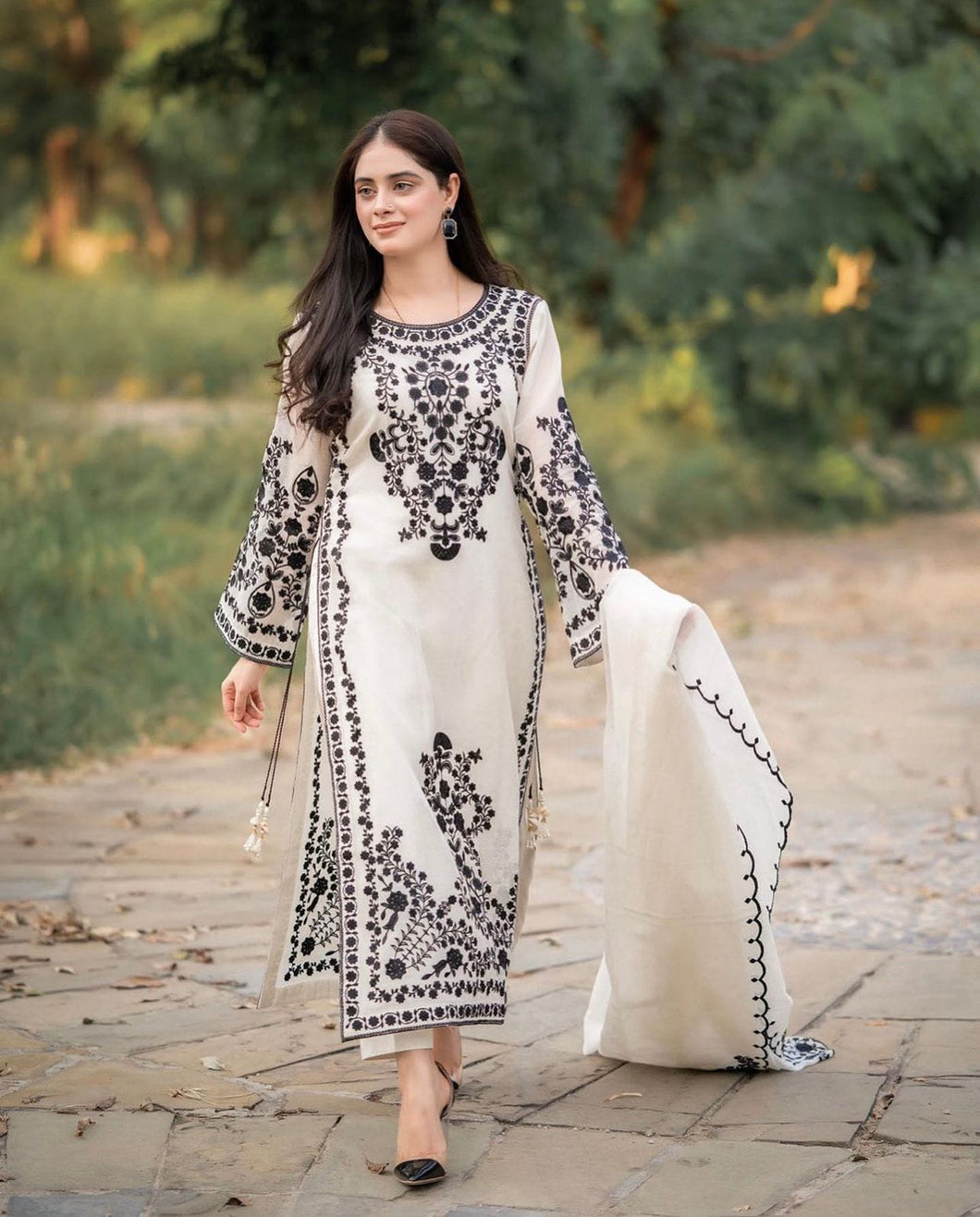Agha Noor Lawn Summer Collection 2025