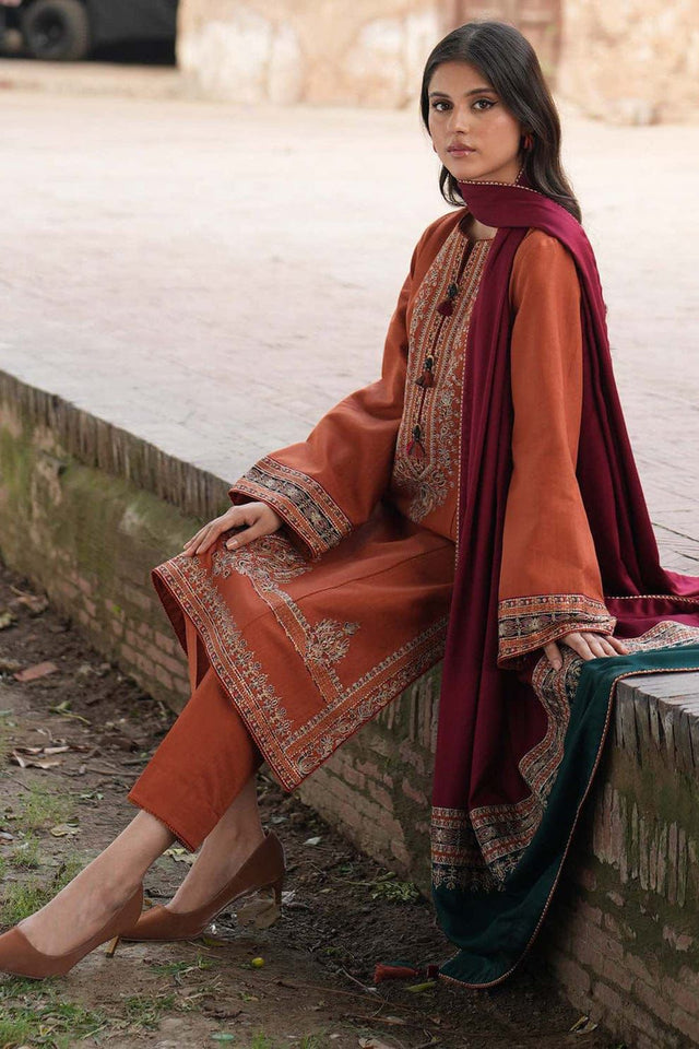 Urge Lawn Volume
Summer Collection 2025
