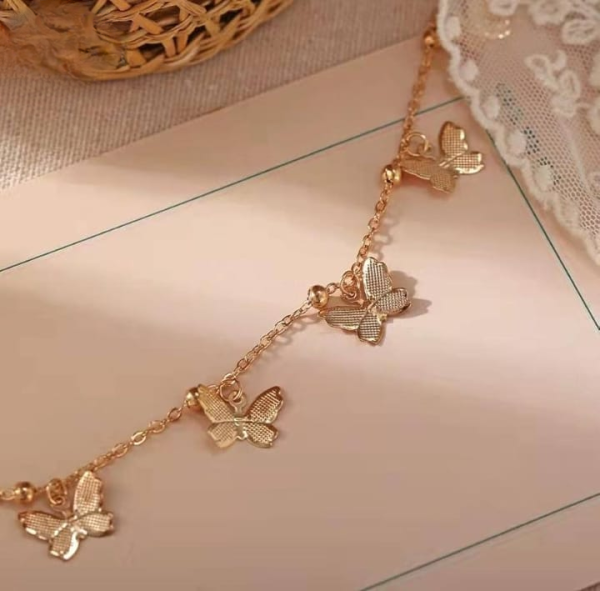 Beautiful Butterfly Hand Charm Bracelet\payal For Girls
