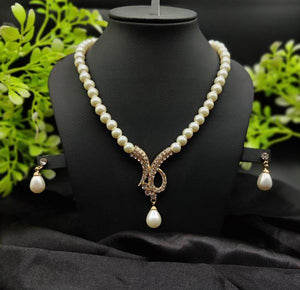 imported-exquisite-pearl-necklace-set