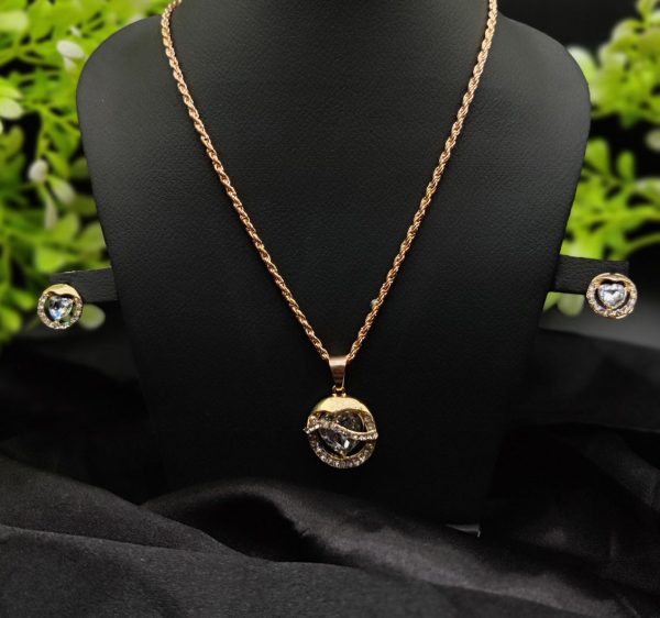 imported-timeless-elegance-gold-pendant-necklace-set-with-radiant-crystals-girls-women-fashion-1_2
